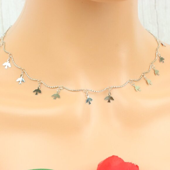 "Minimalist & Elegant Necklace Chain – Perfect for Women & Girls | UNVRC1030 - Picture 10 of 10